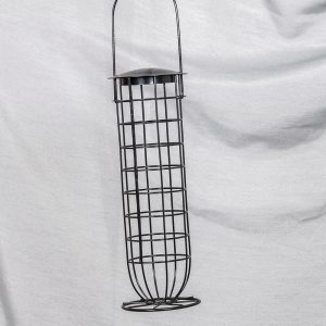 Ripustettava linnunruokateline talipalloille. Musta muovipäällysteinen metalli.