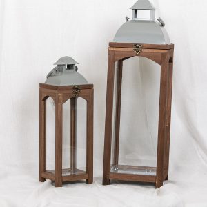 Isokokoisia lyhtyjä voit käyttää sisustuksessa muullakin tavalla kuin kynttilöiden kanssa