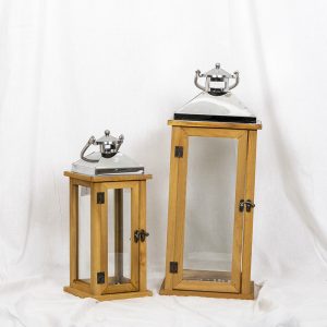 Isokokoisia lyhtyjä voit käyttää sisustuksessa muullakin tavalla kuin kynttilöiden kanssa